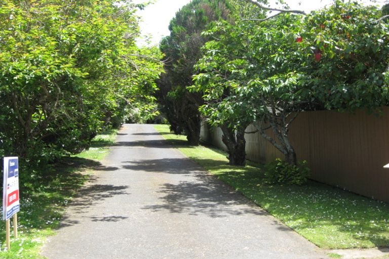 Photo of property in 42 Mountain Road, Mangere Bridge, Auckland, 2022