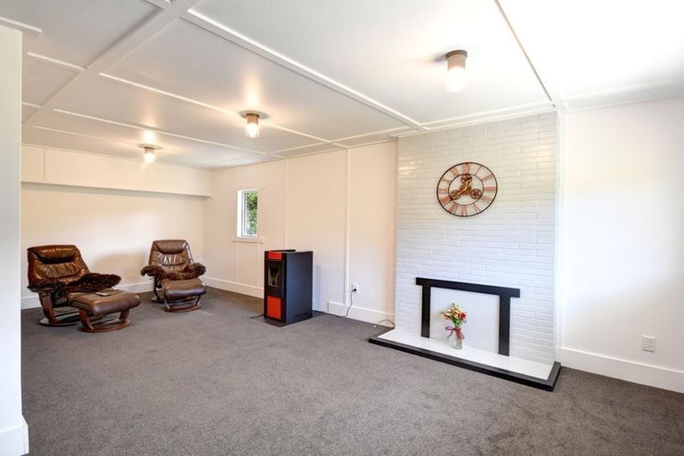 Photo of property in 11 Morepork Lane, Waipori Falls, Outram, 9073