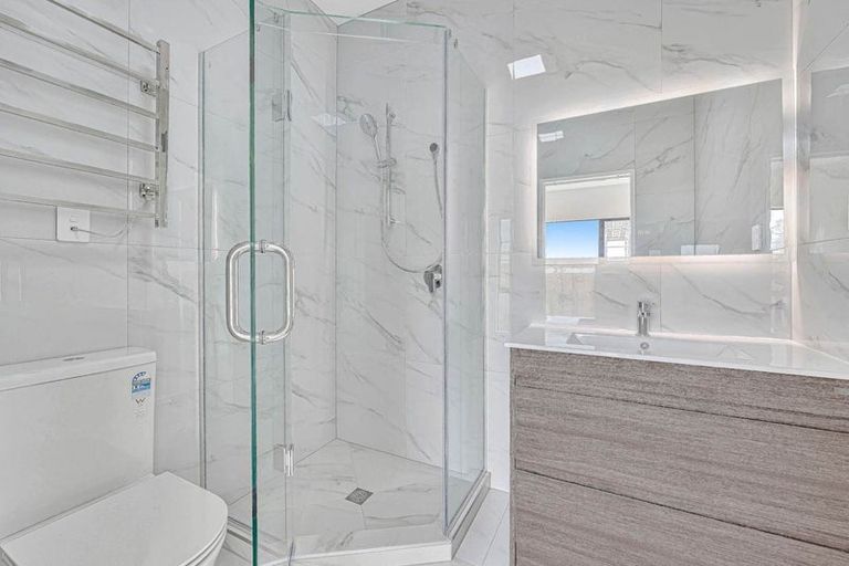 Photo of property in 24b Horokaka Street, Massey, Auckland, 0614