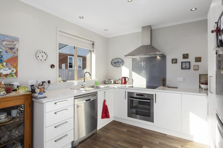 Photo of property in 6a Green Street, Mosgiel, 9024