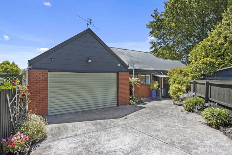 Photo of property in 22 Bowen Street, Upper Riccarton, Christchurch, 8041