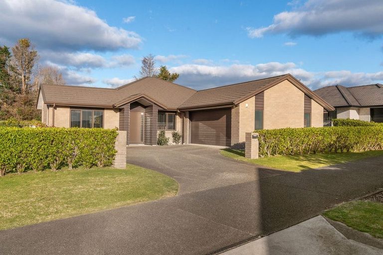 Photo of property in 55 Benmore Crescent, Pyes Pa, Tauranga, 3112