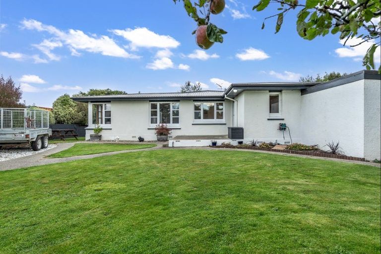 Photo of property in 12 Weka Street, Waikiwi, Invercargill, 9810