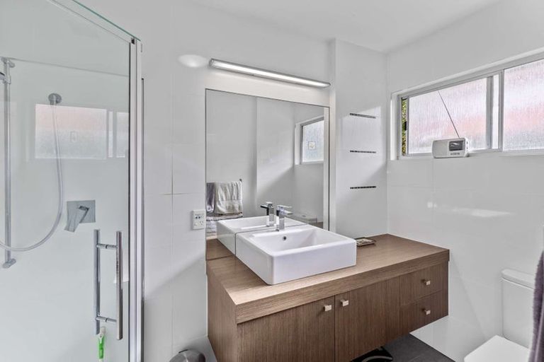 Photo of property in 42 Ihaka Street, Hokowhitu, Palmerston North, 4410