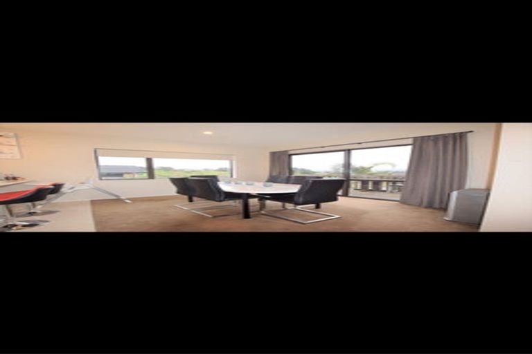 Photo of property in 6 Karika Place, Massey, Auckland, 0614