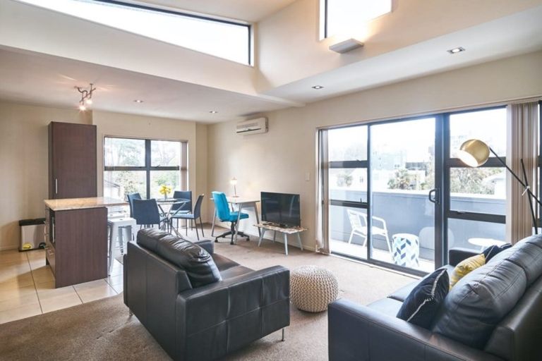 Photo of property in 4/65 Carlton Mill Road, Merivale, Christchurch, 8014