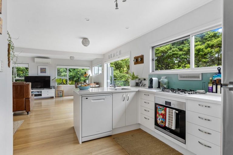 Photo of property in 7 Opahi Bay Road, Mahurangi West, Warkworth, 0983