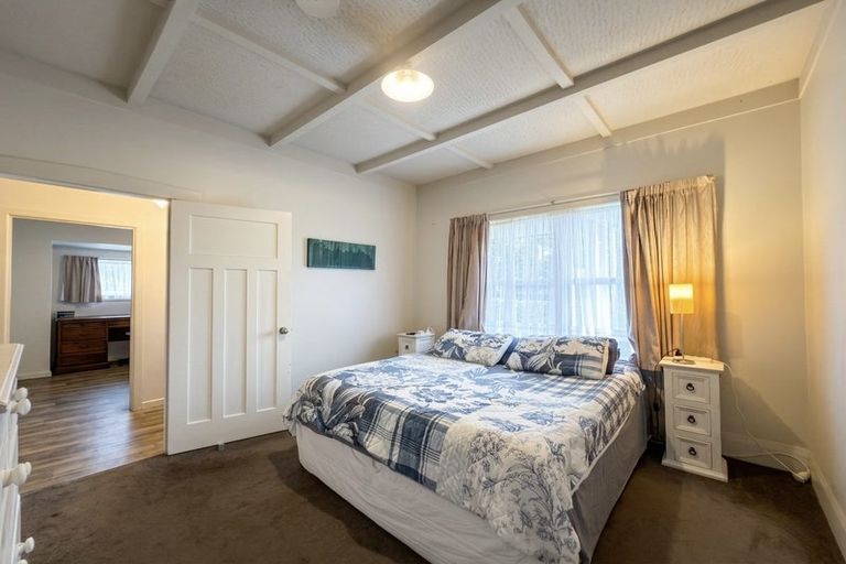 Photo of property in 33a Gloucester Road, Manurewa, Auckland, 2102
