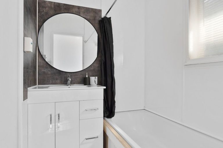 Photo of property in 3 Crombie Street, Bellevue, Tauranga, 3110