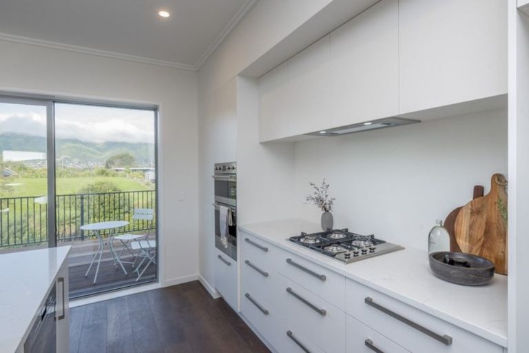 Photo of property in 3 Lamont Place, Waikanae, 5036