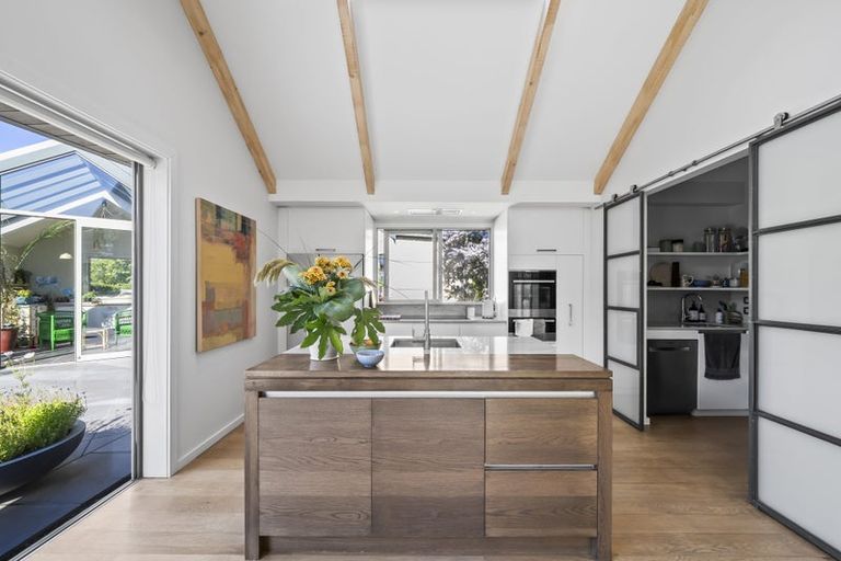 Photo of property in 7 Kotare Street, Fendalton, Christchurch, 8041