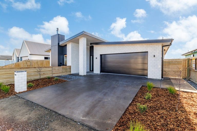 Photo of property in 103 Aviemore Drive, Marshland, Christchurch, 8083