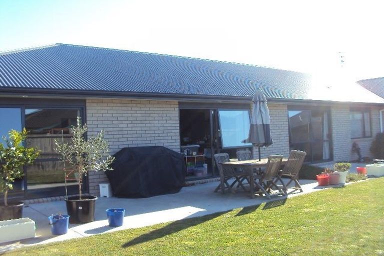 Photo of property in 6 Raupo Place, Rototuna North, Hamilton, 3210