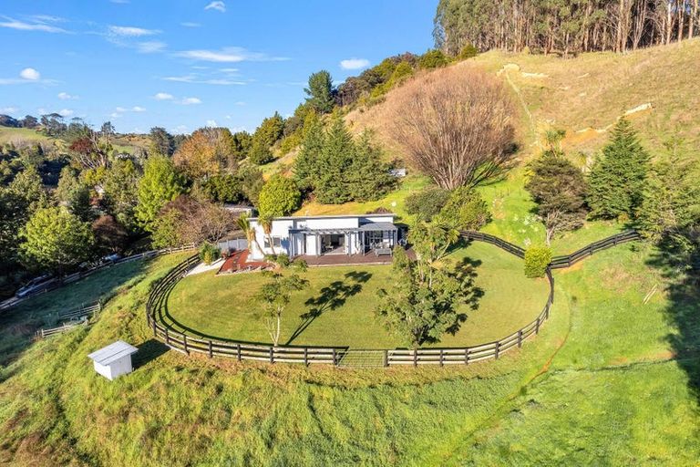 Photo of property in 75c Mick Dillon Road, Tahekeroa, Kaukapakapa, 0873