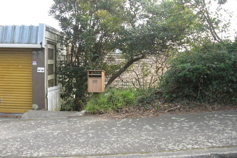 Photo of property in 22 Versailles Street, Karori, Wellington, 6012