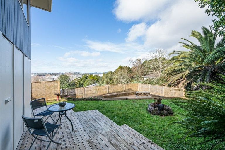Photo of property in 9 Dundas Place, Henderson, Auckland, 0612