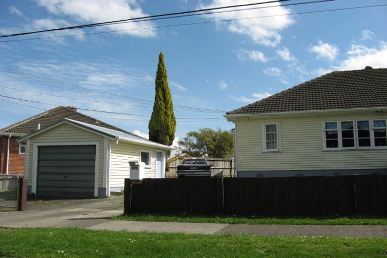 Photo of property in 275 Riverside Drive, Waterloo, Lower Hutt, 5011