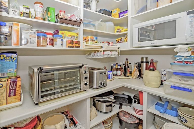 Photo of property in 24 Cairnbrae Drive, Prebbleton, 7604