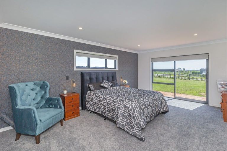 Photo of property in 26 Oriwa Lane, Levin, 5571