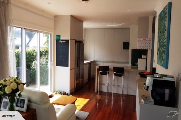 Photo of property in 88 Nile Road, Milford, Auckland, 0620