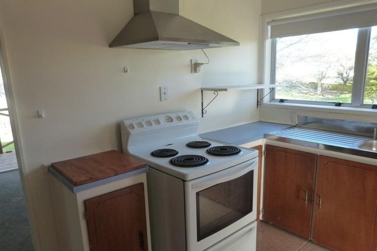 Photo of property in 13 Truscott Place, West Harbour, Auckland, 0618