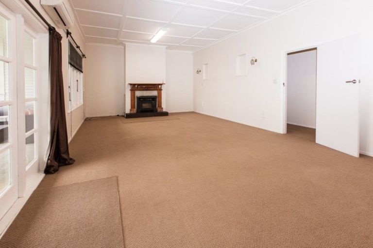 Photo of property in 2444 Takapau Road, Waipukurau, 4281