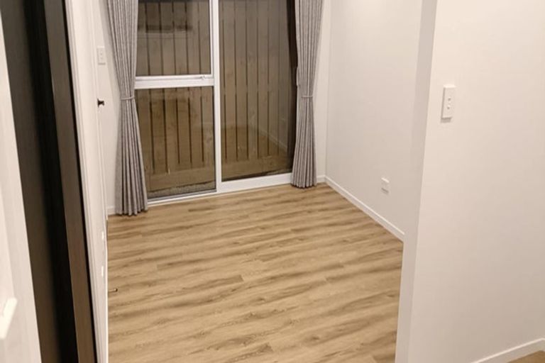 Photo of property in 1/46 Toroa Street, Torbay, Auckland, 0630