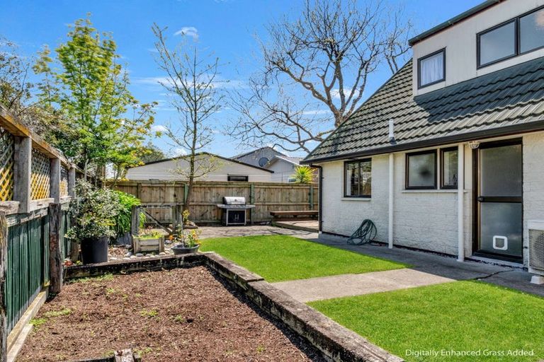 Photo of property in 4 Charisma Court, Kelvin Grove, Palmerston North, 4414