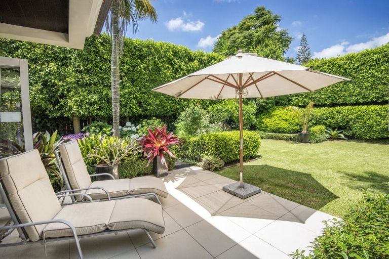 Photo of property in 23 Seacliffe Avenue, Belmont, Auckland, 0622