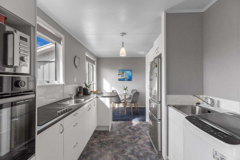 Photo of property in 3/3 Heads Road, Gonville, Whanganui, 4501