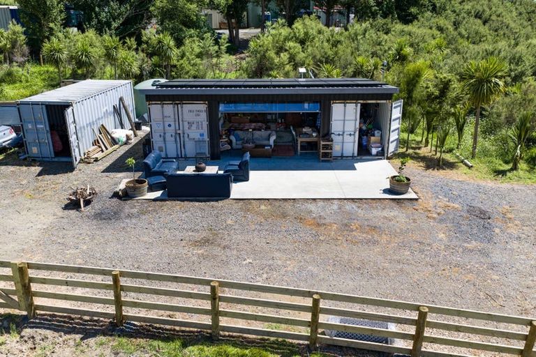 Photo of property in 149 Whaka Street, Maungaturoto, 0583