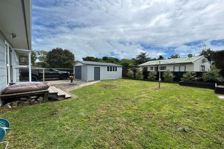 Photo of property in 11a Michael Road, Paraparaumu Beach, Paraparaumu, 5032