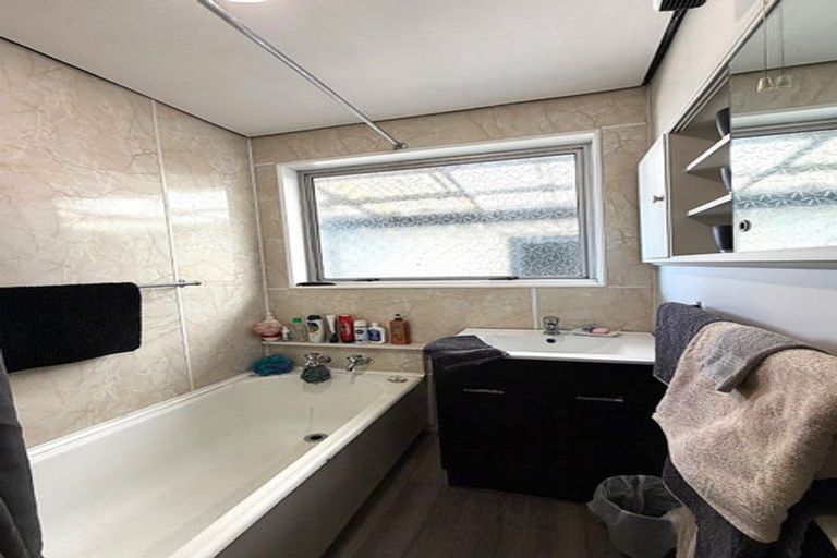 Photo of property in 10 Salford Street, Edendale, 9825