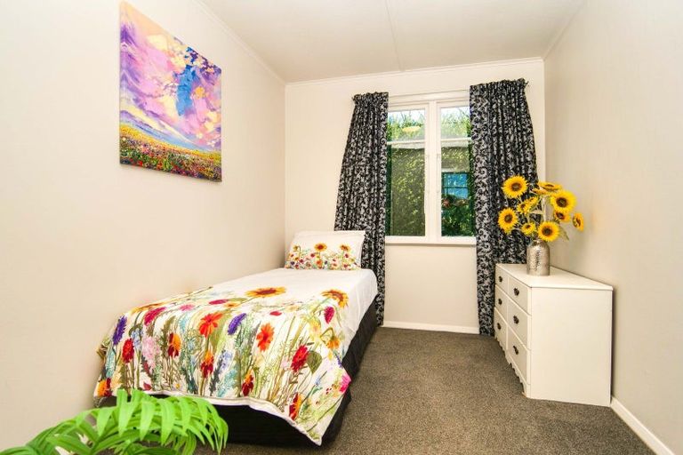 Photo of property in 161 Derby Street, Westport, 7825