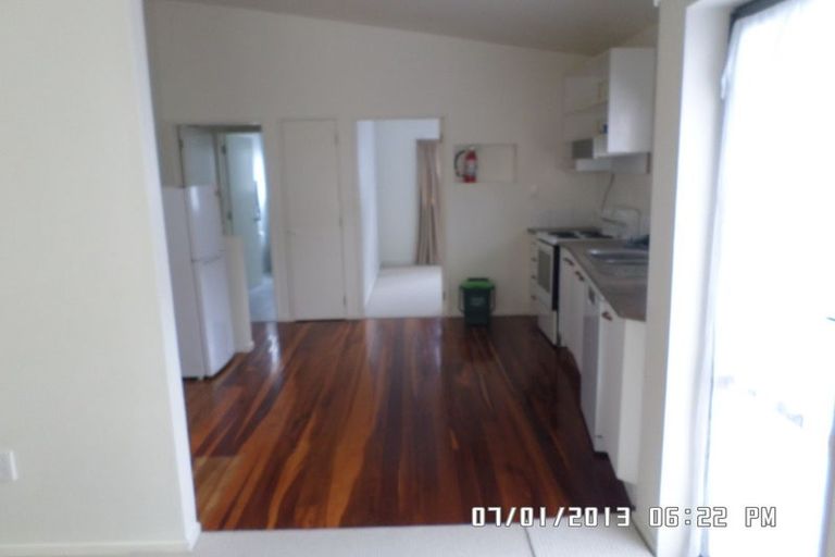 Photo of property in 469 Lake Road, Takapuna, Auckland, 0622