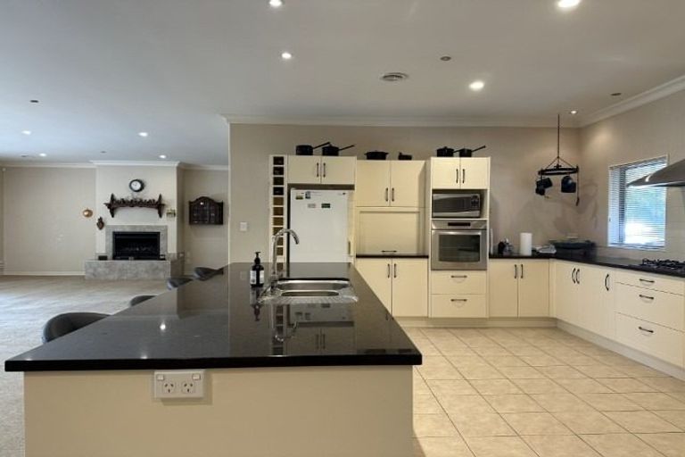 Photo of property in 4 Keenan Road, Pyes Pa, Tauranga, 3173