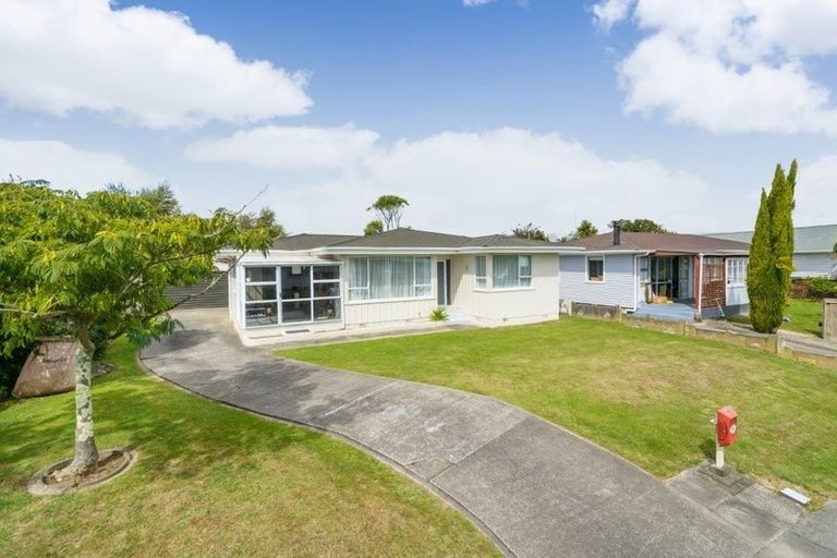 Photo of property in 44 Holdsworth Avenue, Milson, Palmerston North, 4414