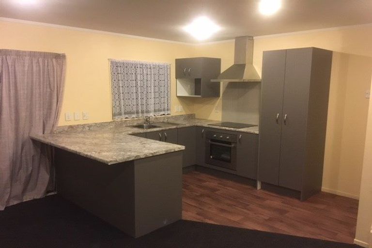 Photo of property in 13/8 Margan Avenue, New Lynn, Auckland, 0600