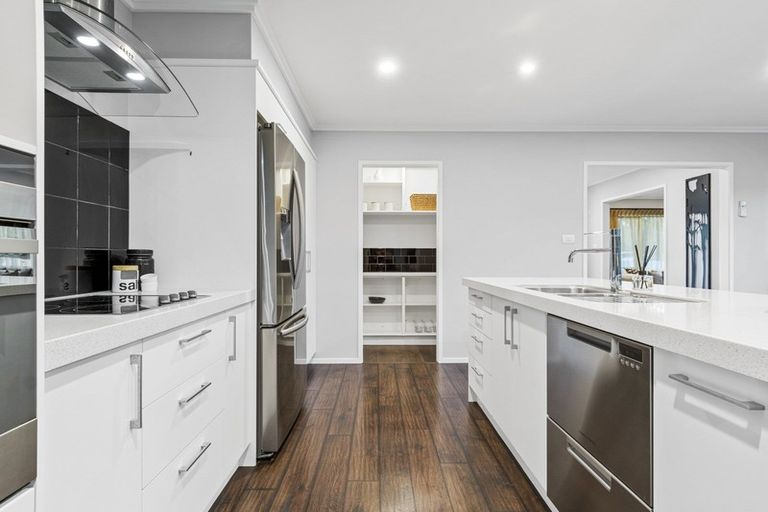 Photo of property in 24 Aleisha Place, Ohauiti, Tauranga, 3112
