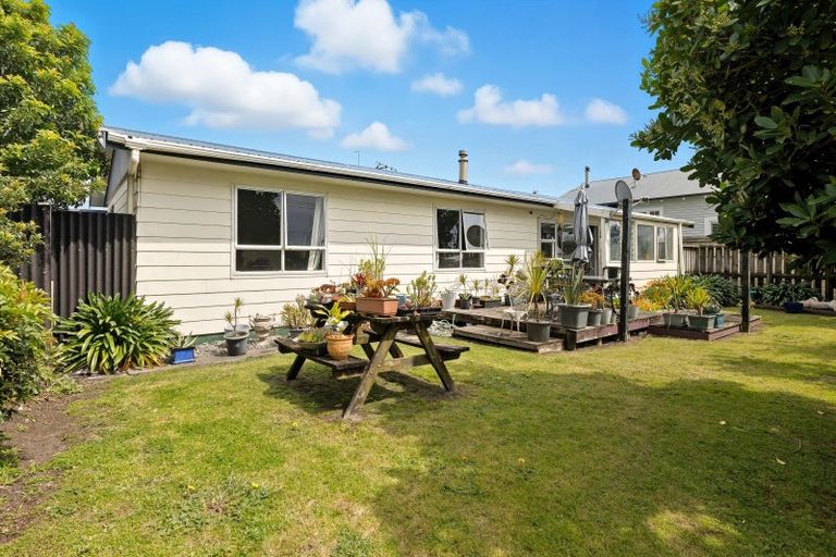 Photo of property in 1/1216 Papamoa Beach Road, Papamoa Beach, Papamoa, 3118