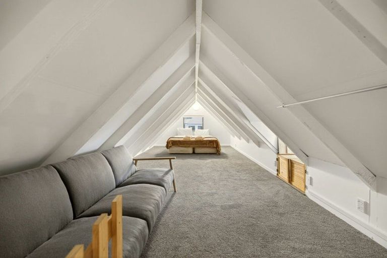 Photo of property in 1b Dart Place, Fernhill, Queenstown, 9300