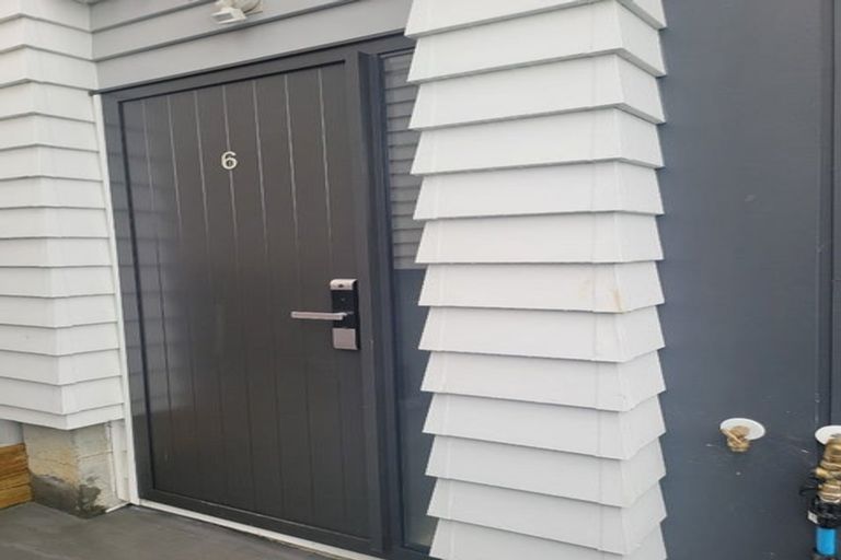Photo of property in 6/13 Grove Lane, Pakuranga, Auckland, 2010