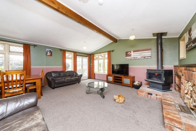 Photo of property in 308 Hewitts Road, Linton, Palmerston North, 4472
