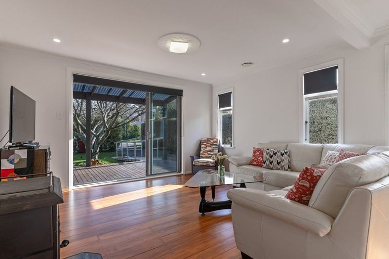 Photo of property in 11 Kempton Street, Greytown, 5712