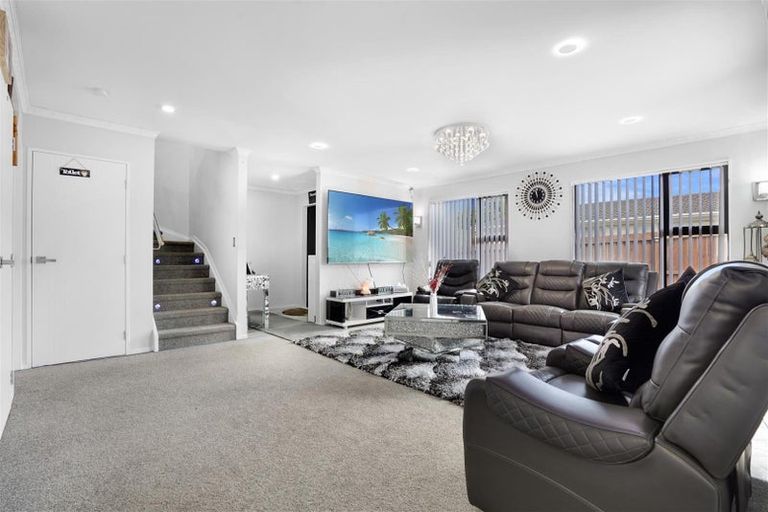 Photo of property in 109a Gray Avenue, Mangere East, Auckland, 2024