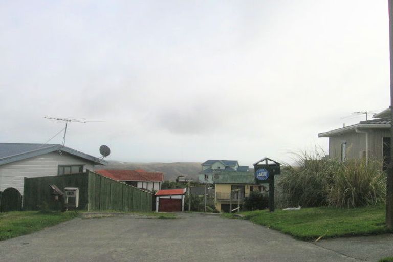 Photo of property in 10a Coventry Close, Ascot Park, Porirua, 5024