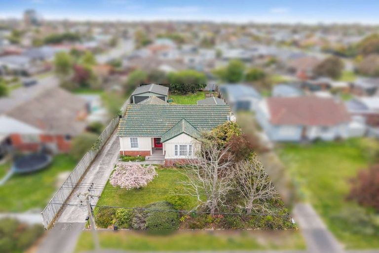 Photo of property in 8 Bampton Street, Dallington, Christchurch, 8061