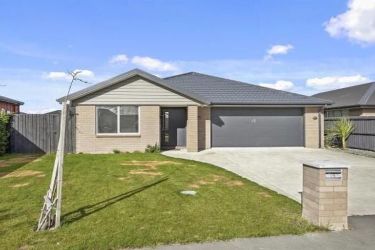 Photo of property in 19 Mckendry Road, Wigram, Christchurch, 8042