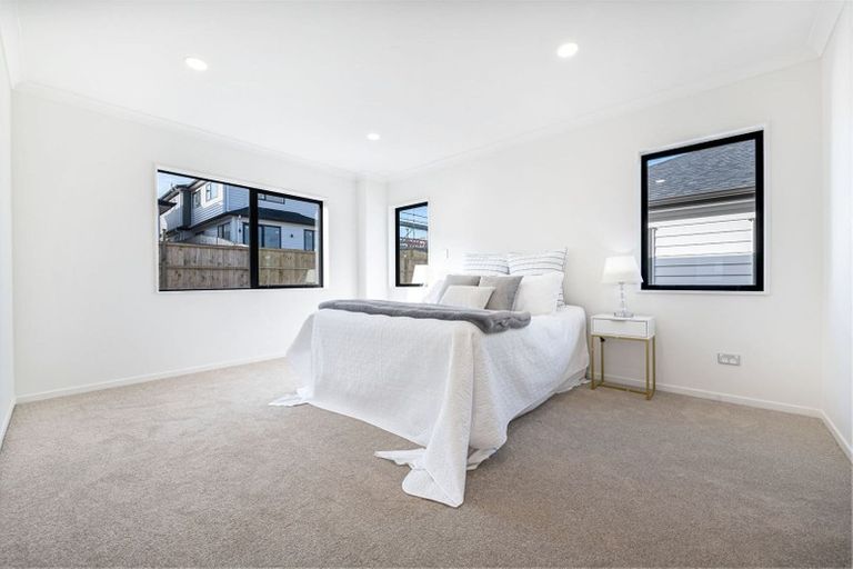 Photo of property in 24 Matahae Drive, Flat Bush, Auckland, 2019