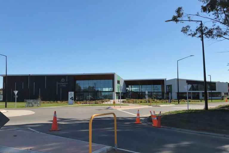 Photo of property in 42 Falcon Road, Rolleston, 7615